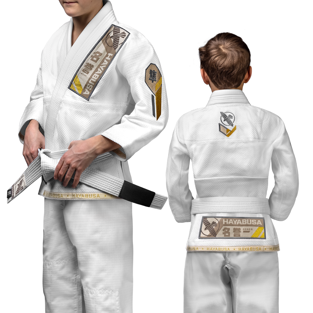 ascend_gi_youth_white_group_mainshot